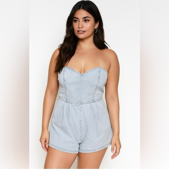 Good American Strapless Light Blue Denim Women’s romper size 2 - Picture 13 of 13